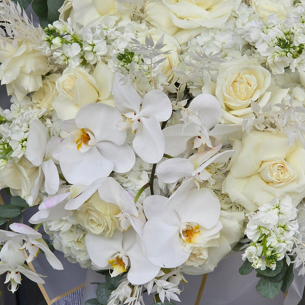 The Heavenly Sent Bouquet