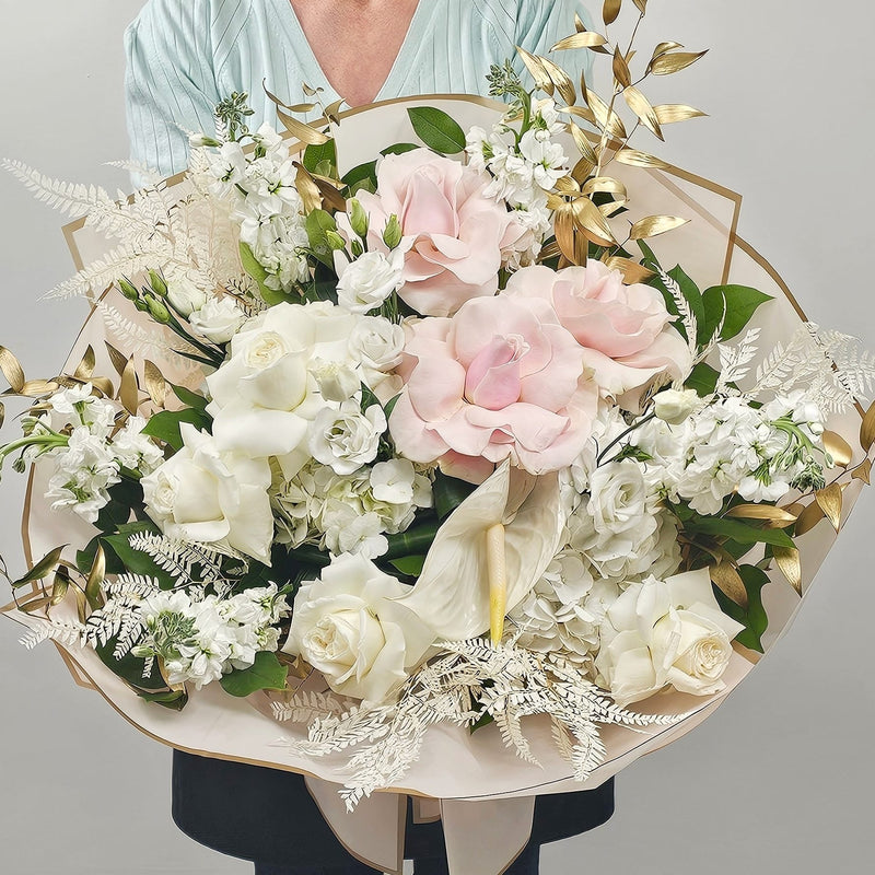 TALIA Serenity Bouquet by Lelili Fleurs